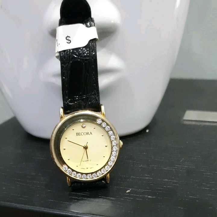 (L). Vintage Becora Women's Quartz Watch V-1280 1980s 1990s