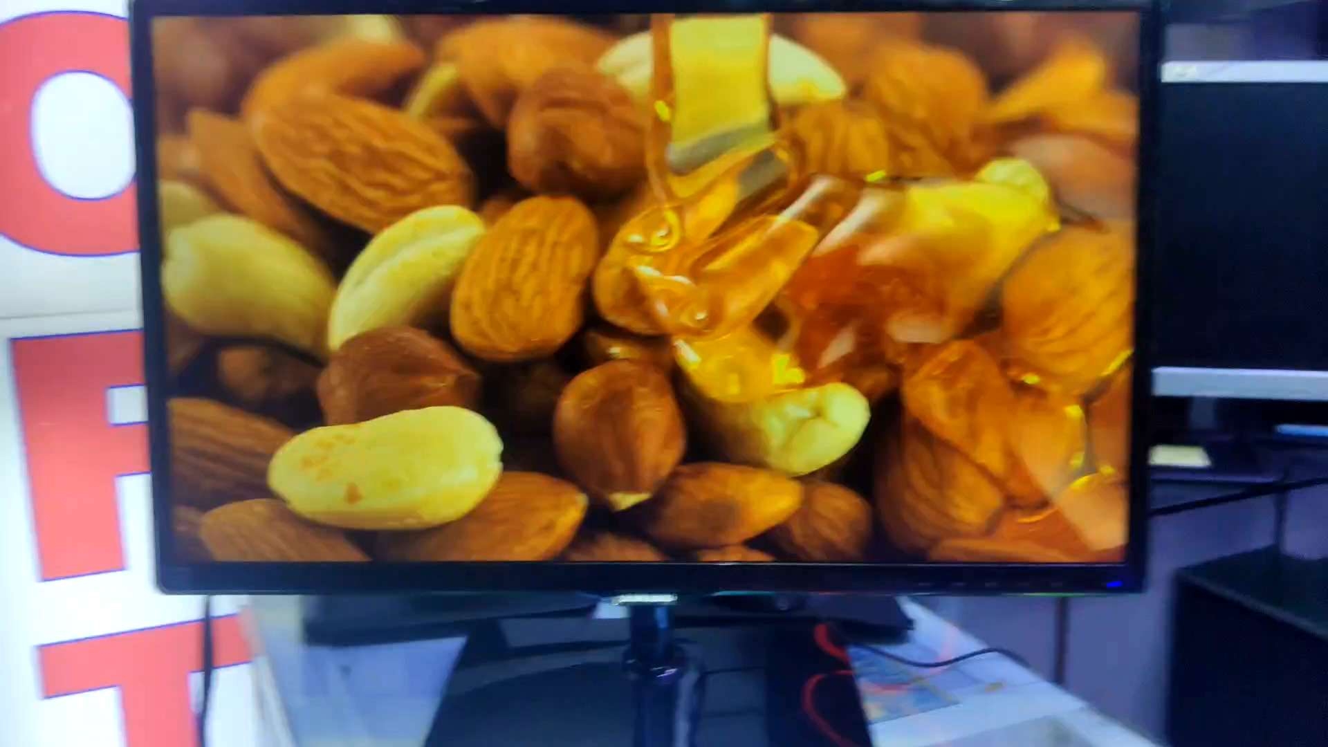 Samsung , LG , Dell ,Branded LED Computer Monitors 24inch 22inch and 19inch + Free wrist rest mouse pad - Rank 18