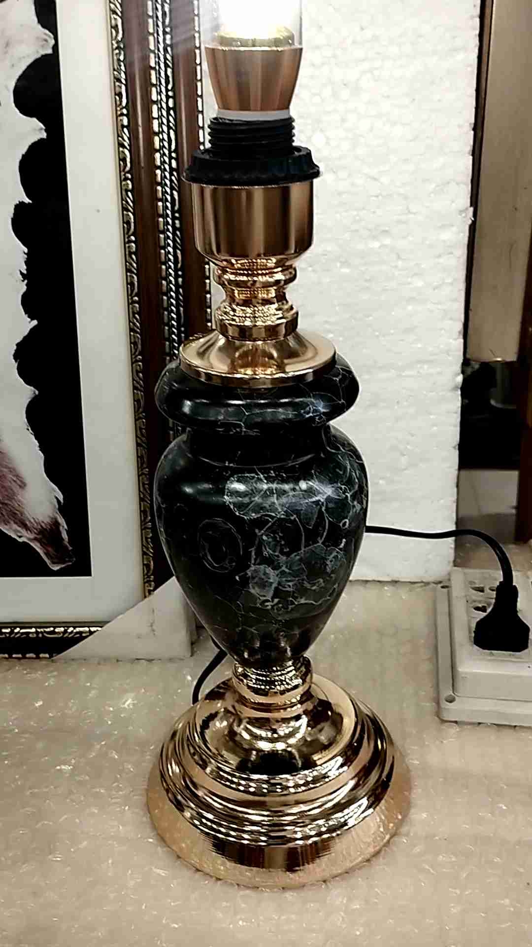 Ceramic Table Lamp  with Metal Base 18.5"