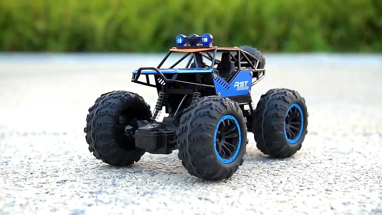 2.4G Alloy Remote Control Car Toy Crawler 4x4 Rc Auto Best Climbing Off Road Radio Control Truck Best Rc Car Big One Rechargeable RC Car Off road Truck Remote Control 1:18 Rock Crawlers RWD Radio Controlled RC Cars Off-Road Vehicle Toy Hobby play outdoor