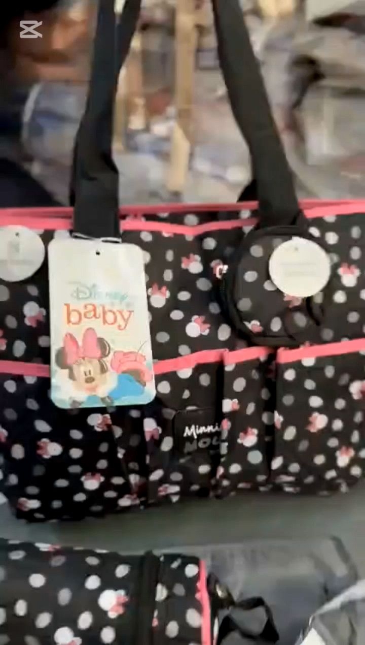 Disney Baby Minnie Mouse Diaper Bag 8 Pockets Black 4 Piece Accessory Set