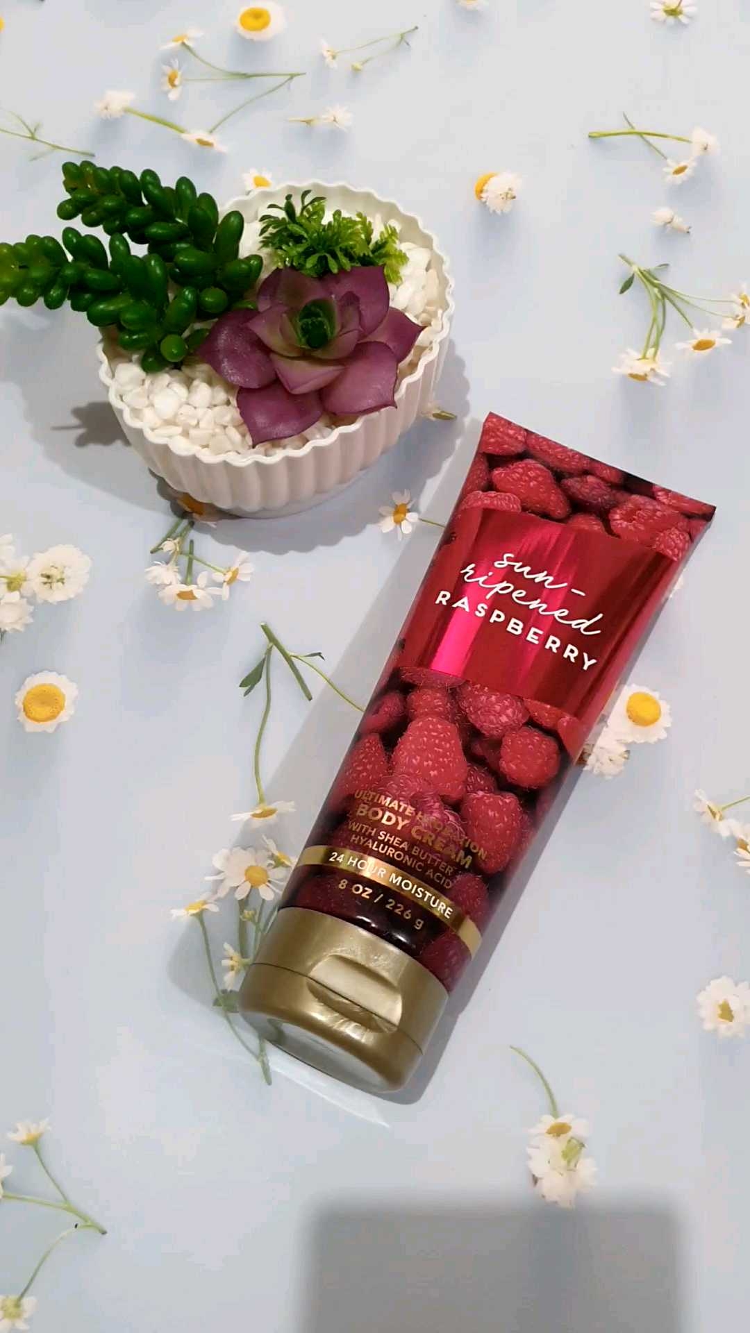 Bath and Body Works Sun Ripened Raspberry Body Cream Lotion 226