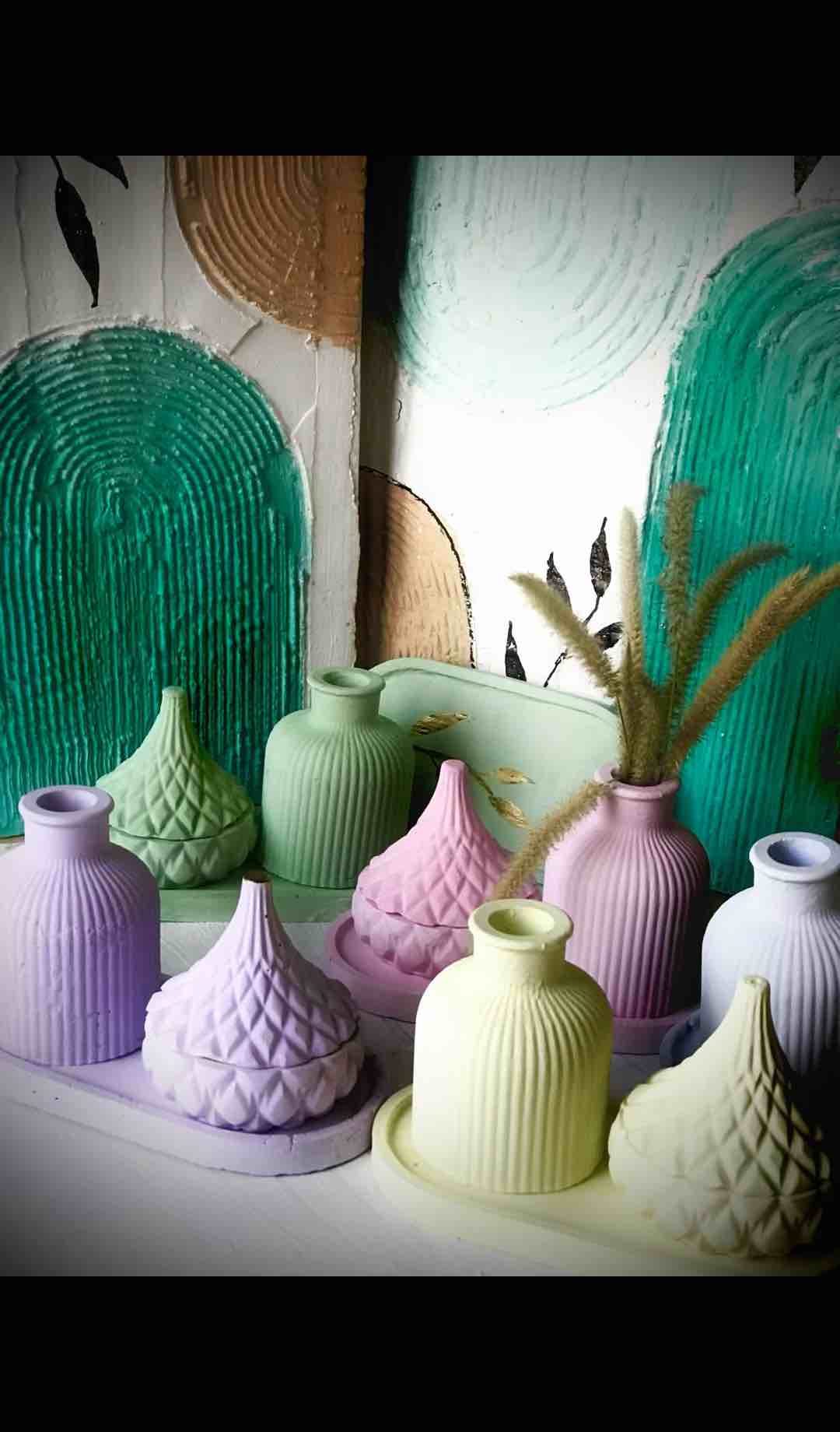 Aesthetic Table Center Piece | Set of 3 Deal, 1x Ribbed Concrete Flower ...